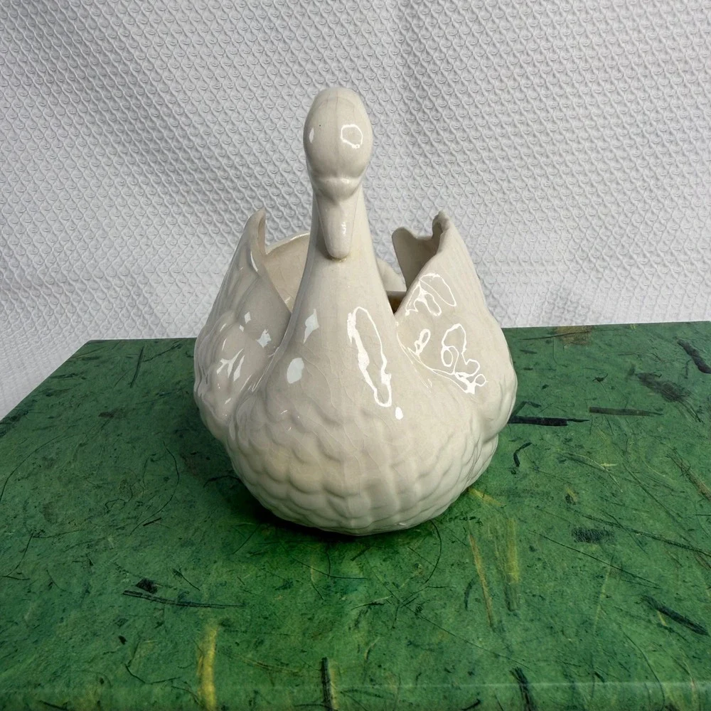 Vintage Cream Ceramic Swan Planter Bird Figurine Vase Cottagecore Decor 4 inch
